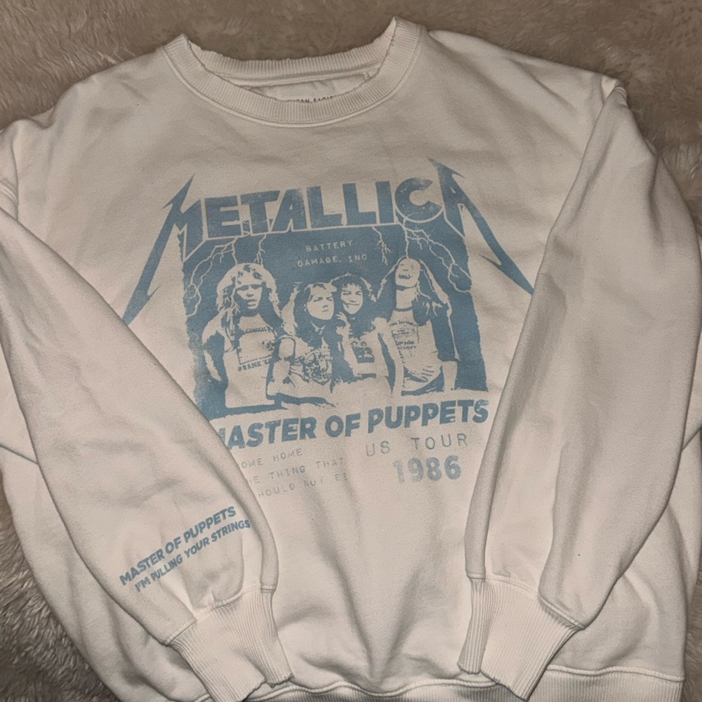 American Eagle Outfitters White Sweatshirt